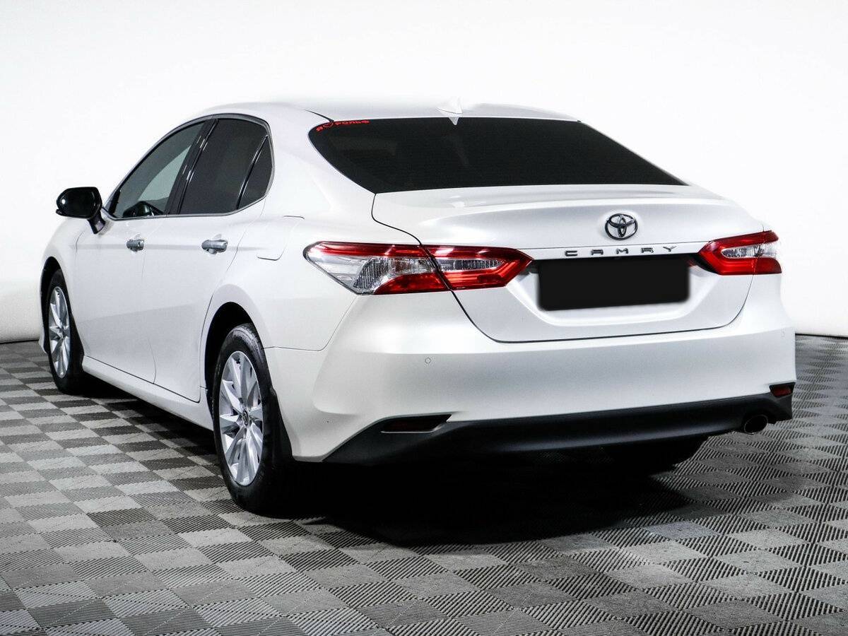Toyota Camry, 2021 Фото №7