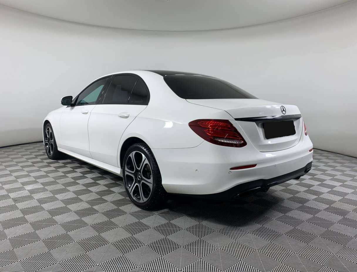 Mercedes-Benz E-Класс 220 d, 2018 Фото №7
