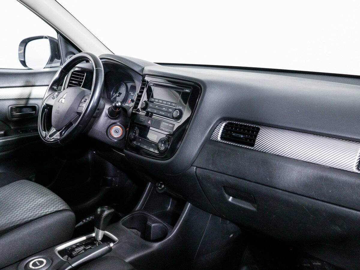 Mitsubishi Outlander, 2015 Фото №6