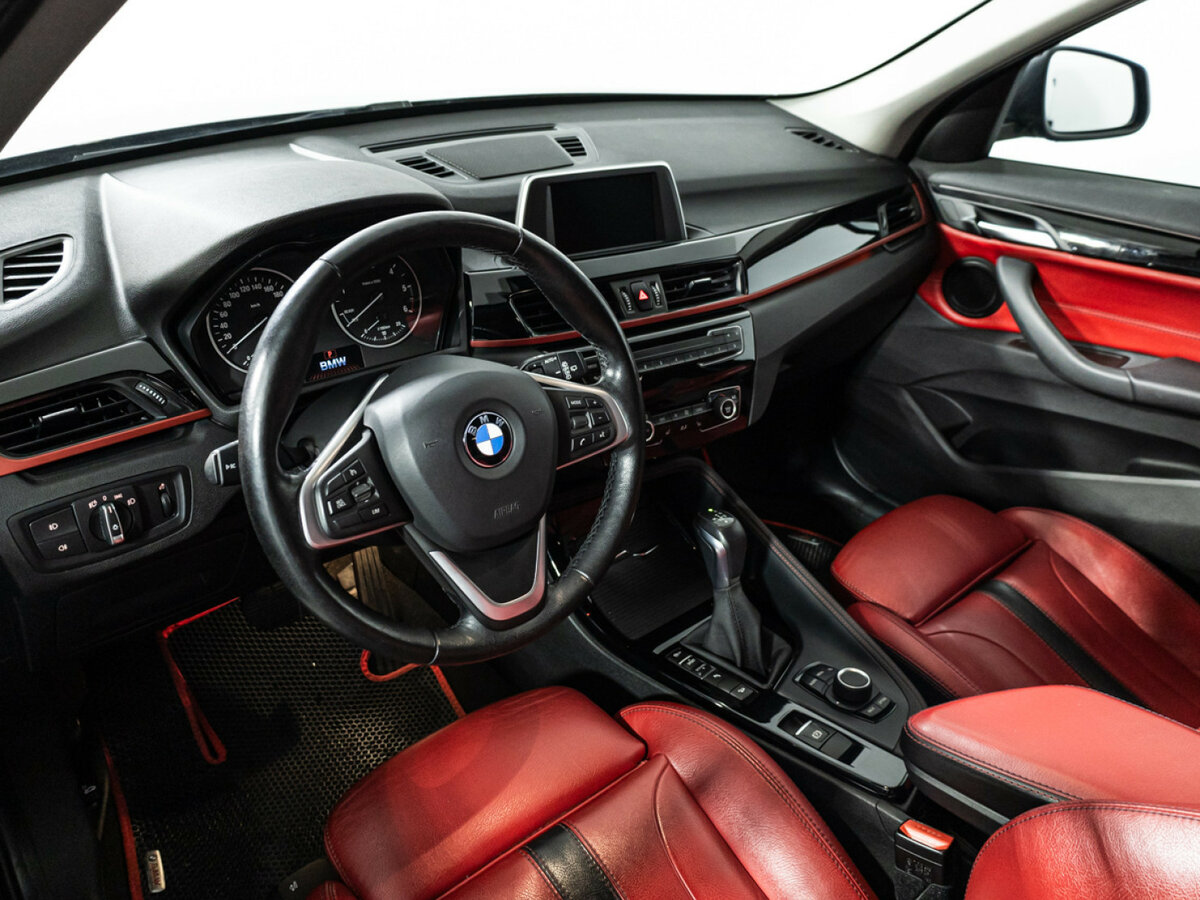 BMW X1 18d xDrive II (F48), 2017 Фото №11