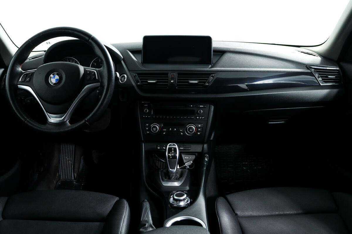 BMW X1 20i, 2012 Фото №11