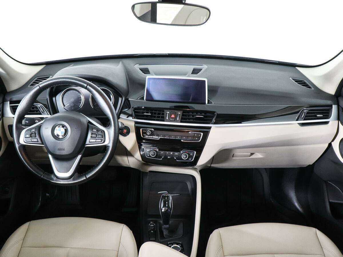 BMW X1 18i sDrive, 2021 Фото №6