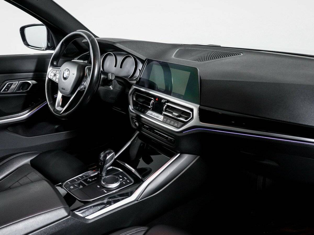 BMW 3 серии 318d, 2019 Фото №9