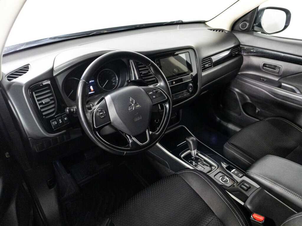 Mitsubishi Outlander, 2019 Фото №11