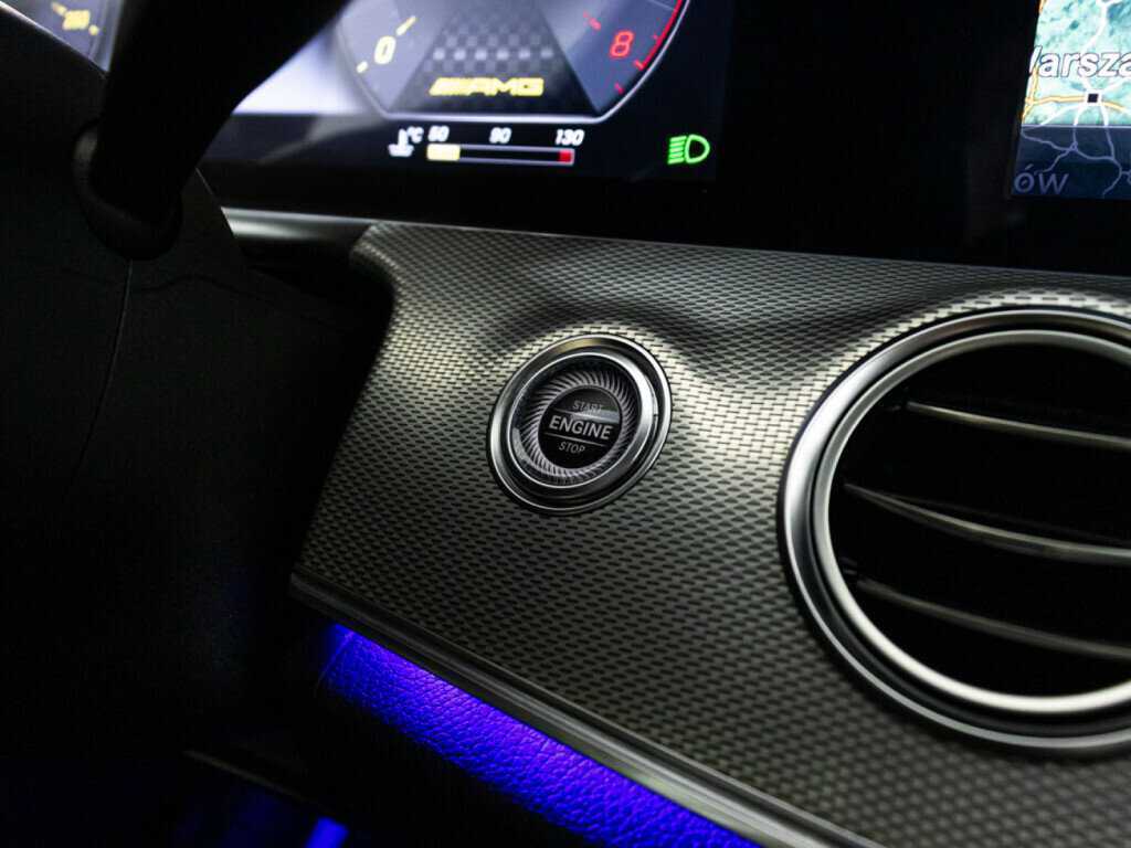 Mercedes-Benz E-Класс 200, 2017 Фото №18