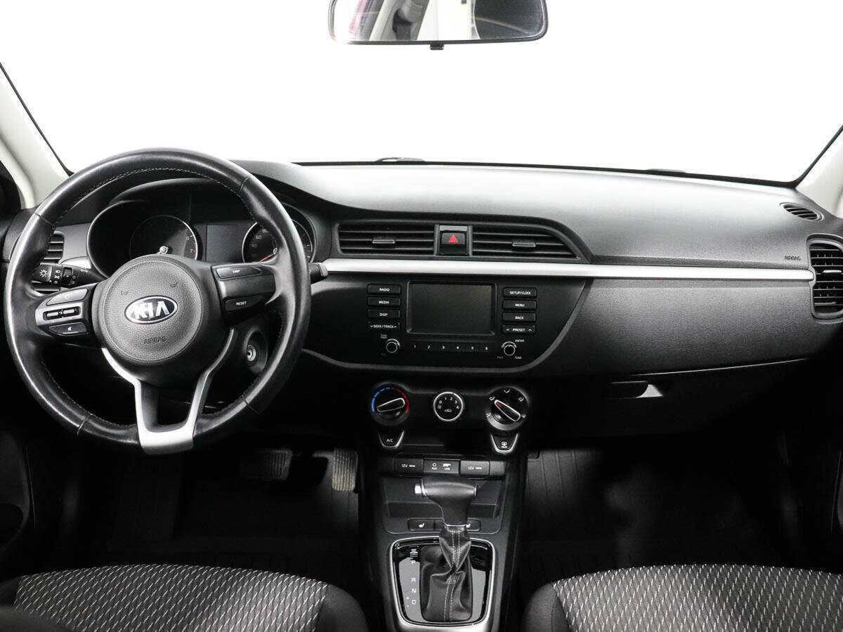 Kia Rio, 2018 Фото №13