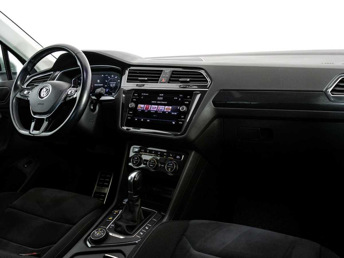 Volkswagen Tiguan, 2019 Фото №7