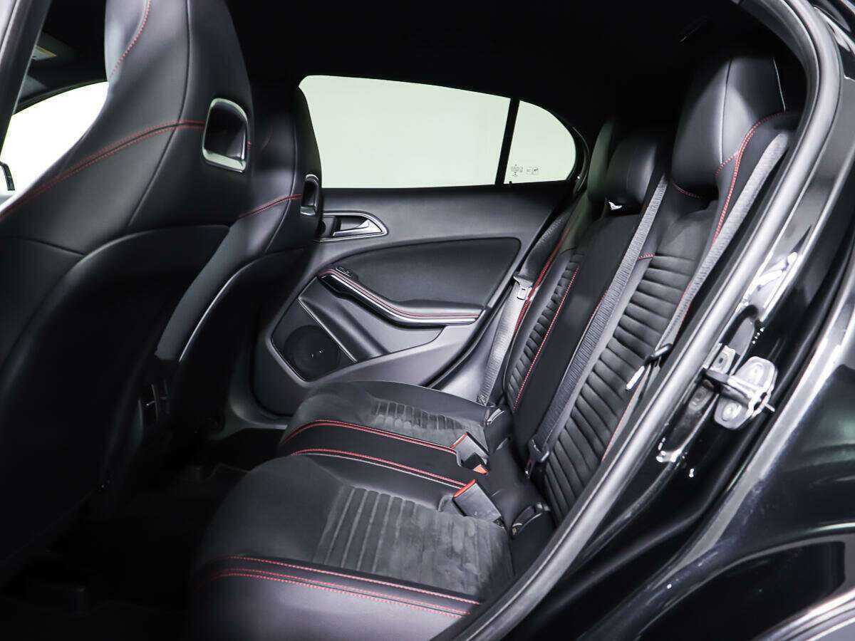 Mercedes-Benz GLA 250, 2018 Фото №9