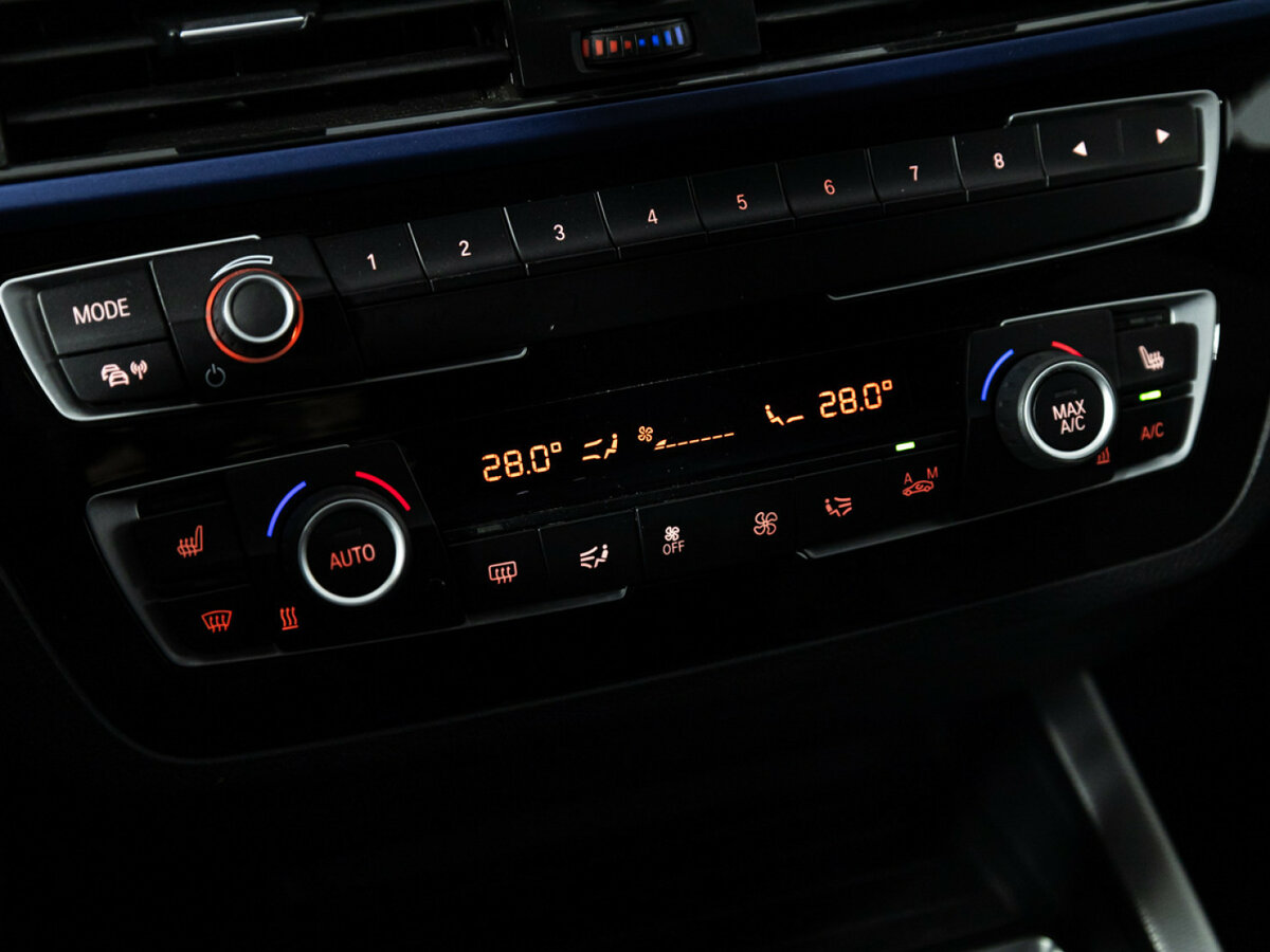 BMW 1 серии 118i II (F20/F21) Рестайлинг 2, 2018 Фото №16