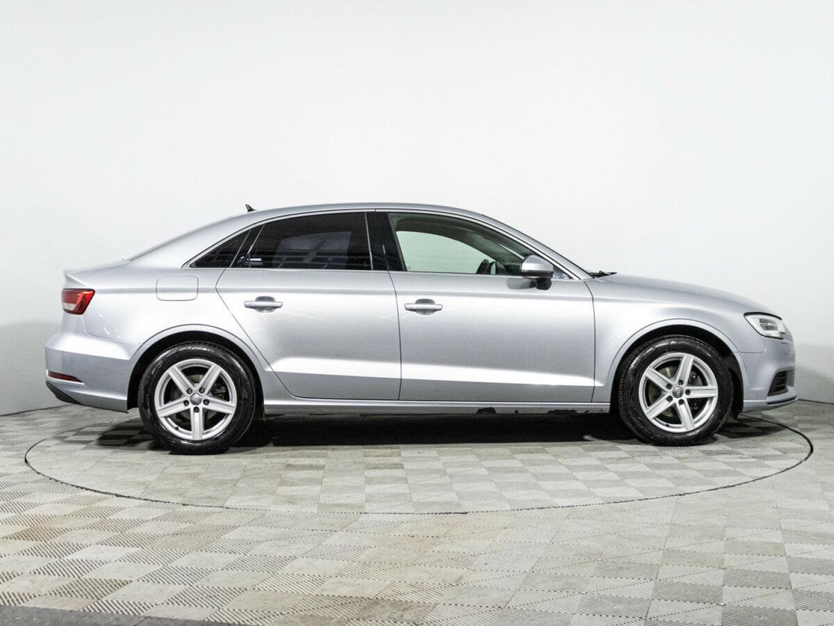 Audi A3 III (8V) Рестайлинг, 2019 Фото №4