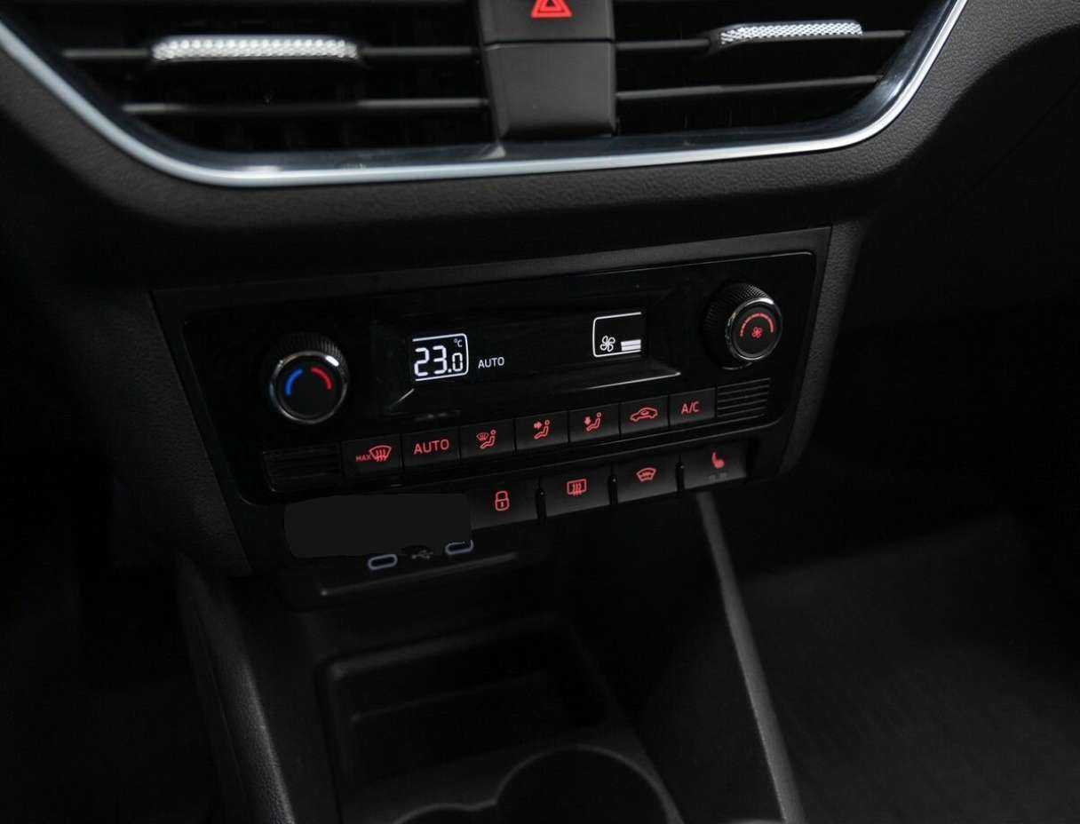Volkswagen Polo, 2020 Фото №18