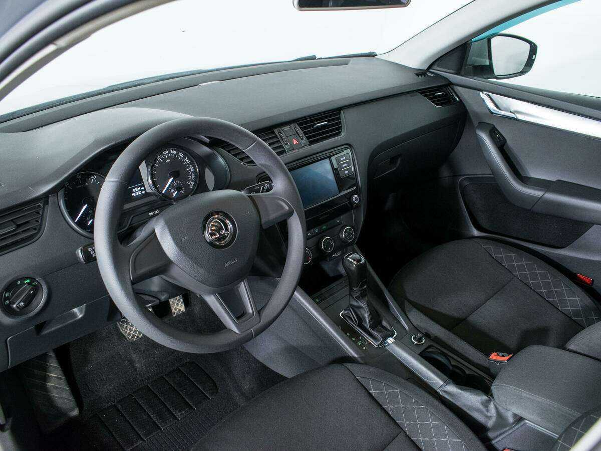 Skoda Octavia, 2018 Фото №13