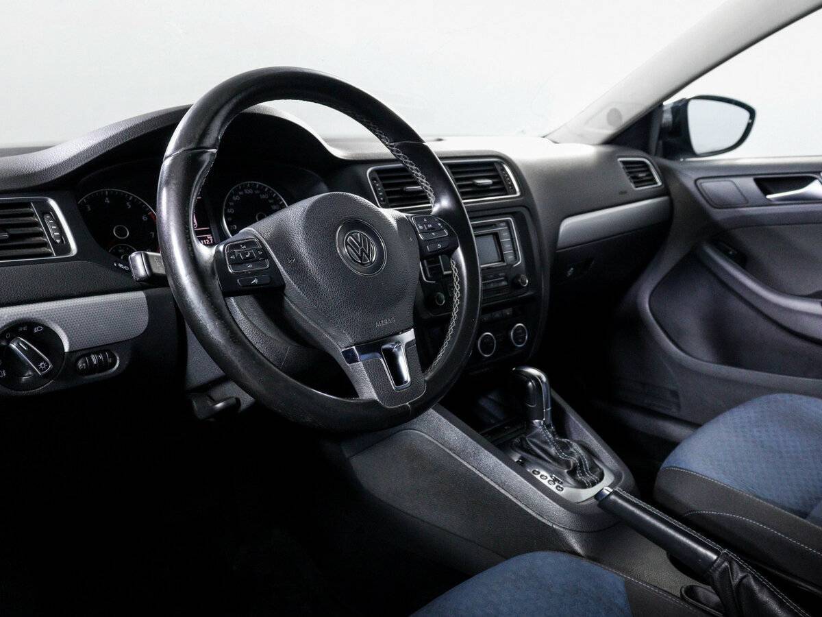 Volkswagen Jetta, 2013 Фото №14