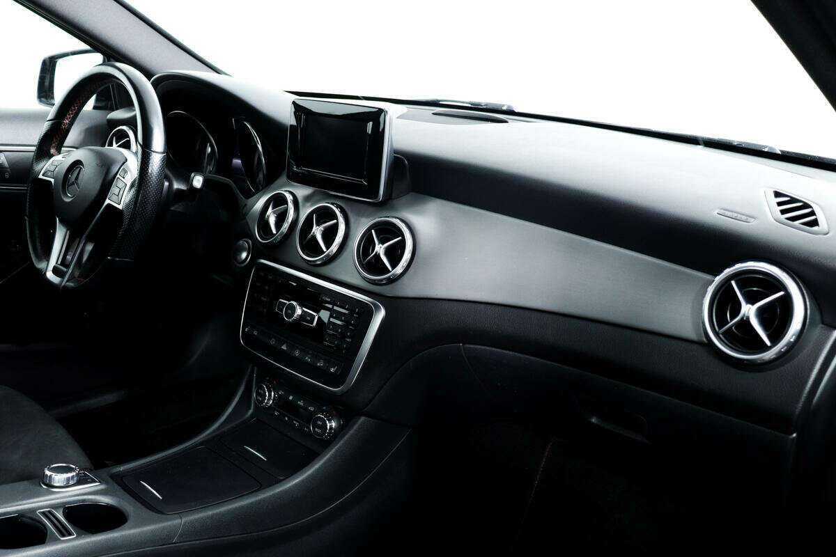 Mercedes-Benz GLA 250, 2015 Фото №9