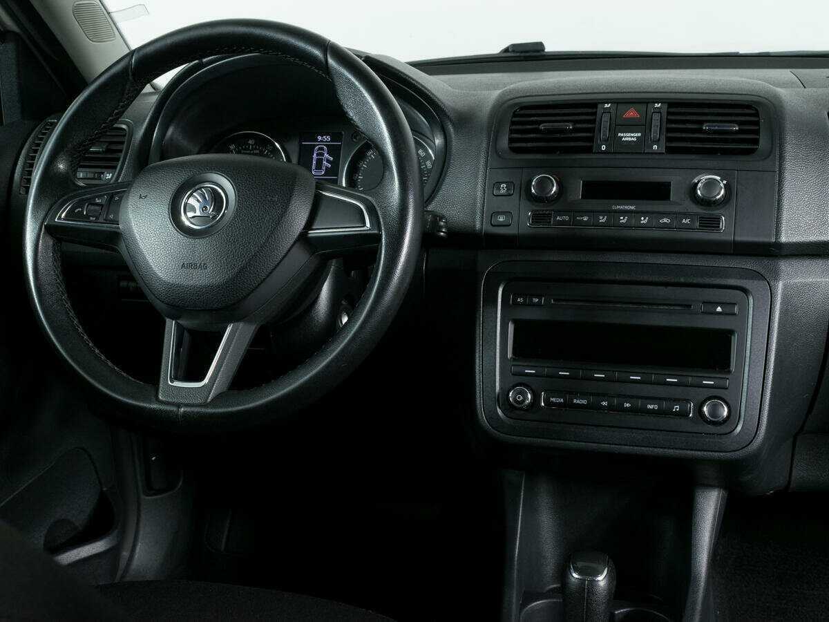 Skoda Fabia, 2013 Фото №9