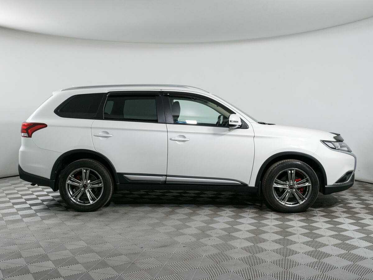 Mitsubishi Outlander, 2019 Фото №2