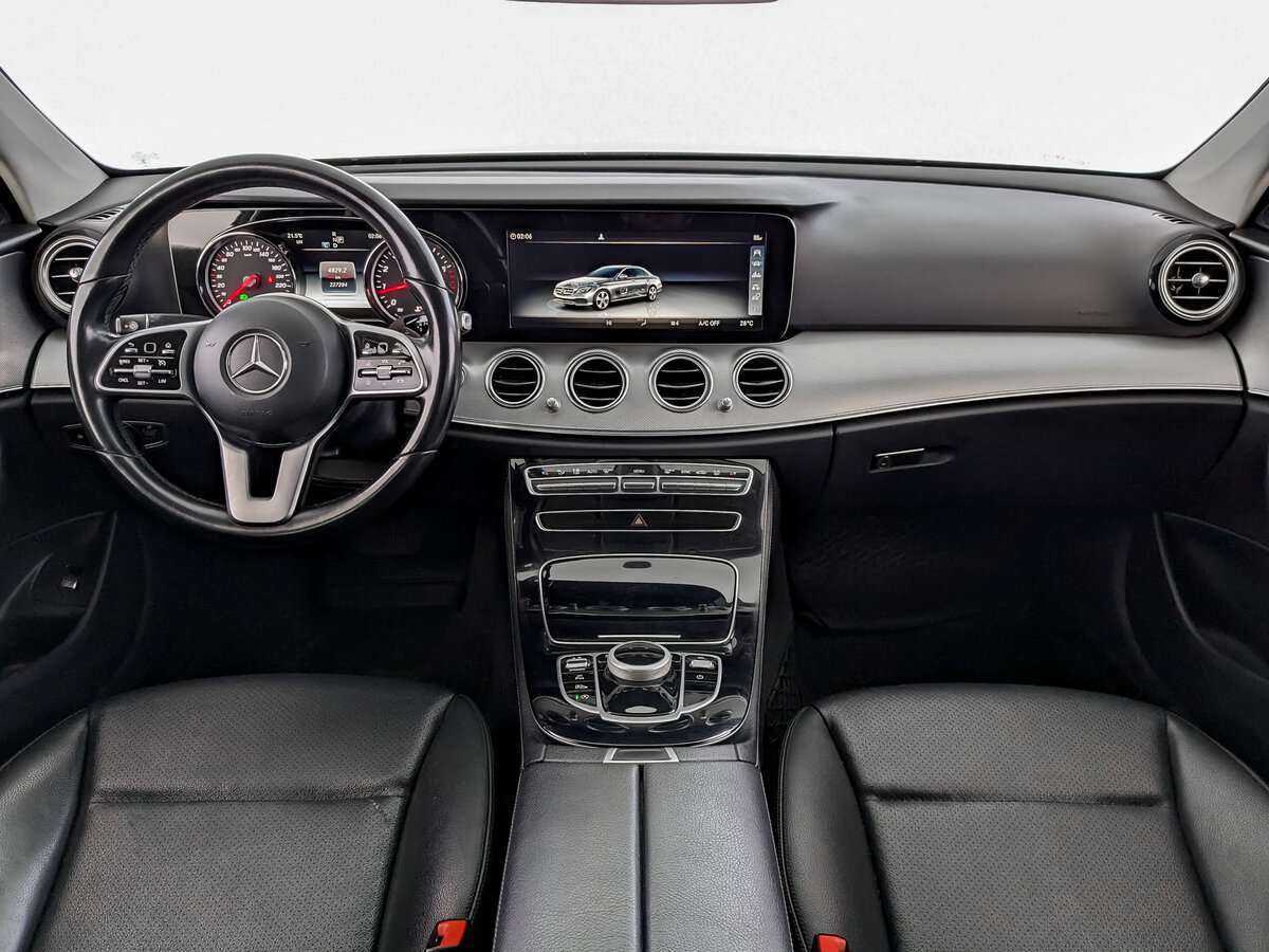 Mercedes-Benz E-Класс 200, 2018 Фото №12