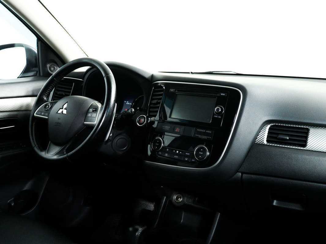 Mitsubishi Outlander, 2013 Фото №9