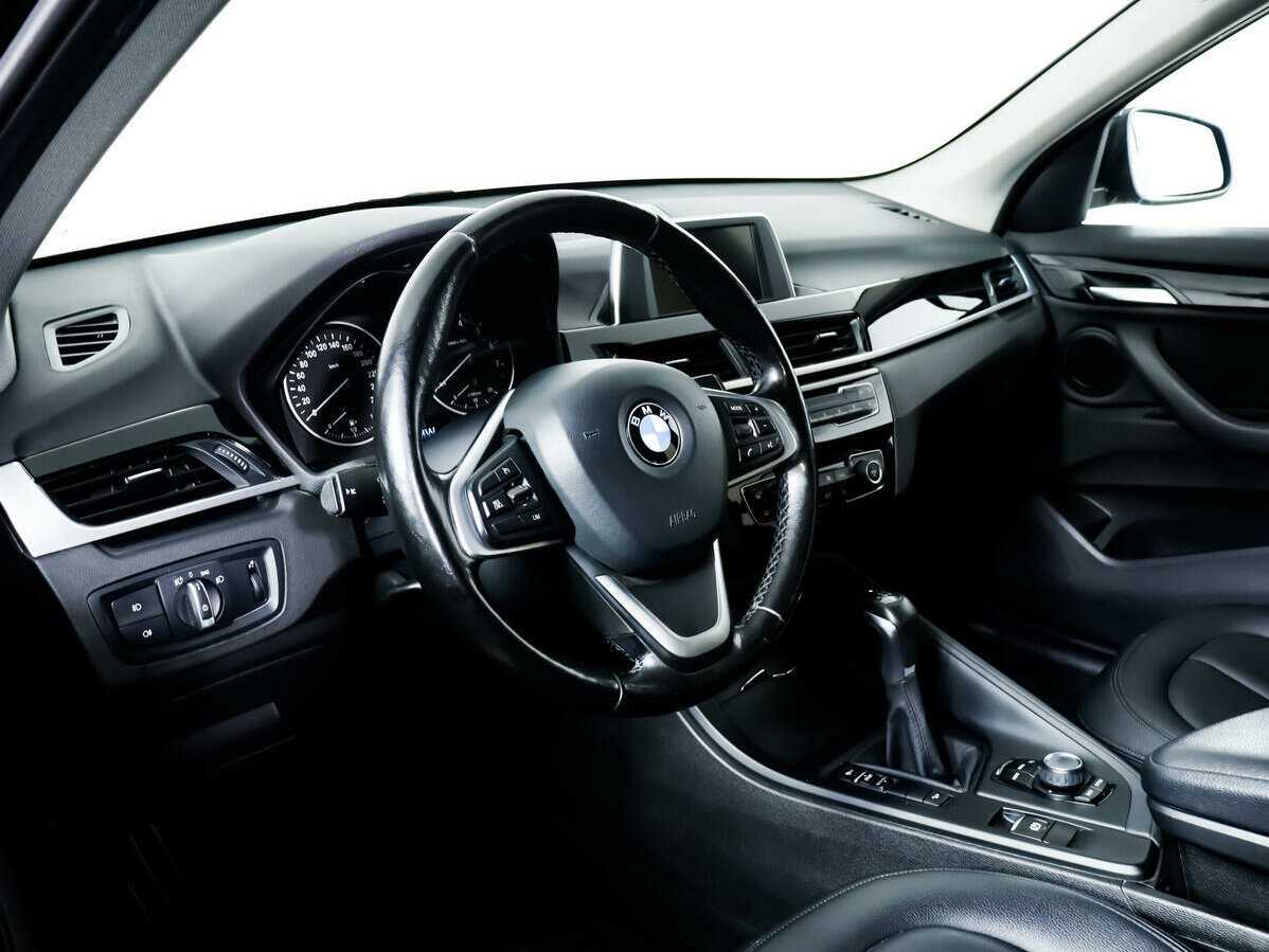 BMW X1 20i xDrive, 2017 Фото №13