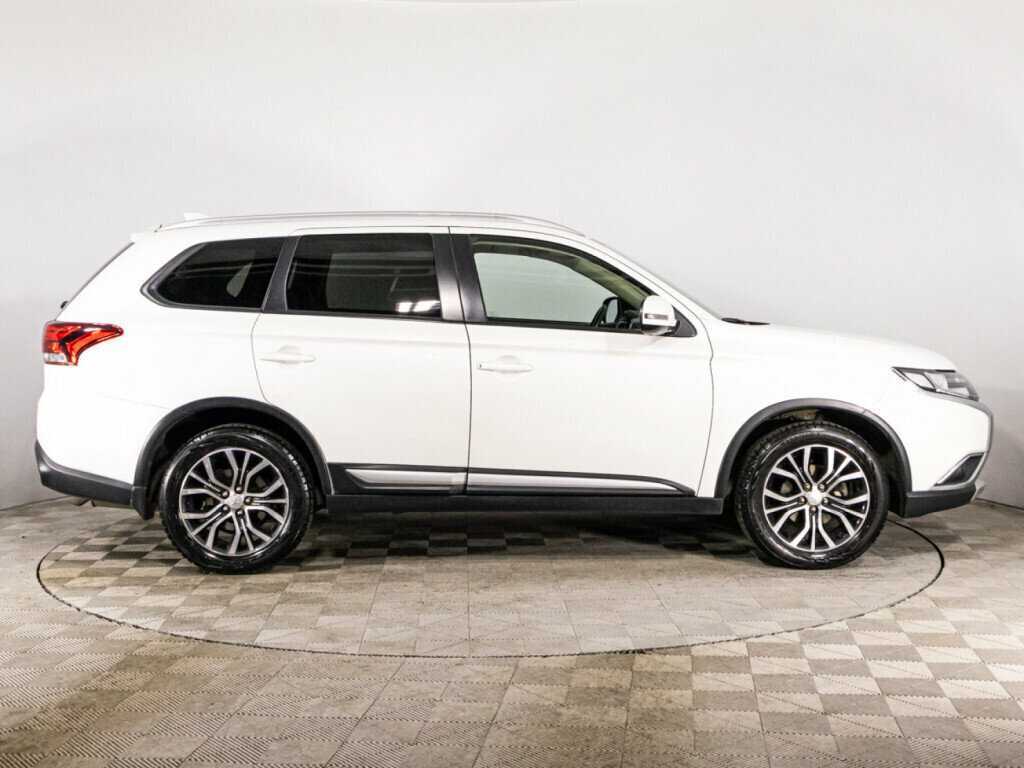 Mitsubishi Outlander, 2018 Фото №4