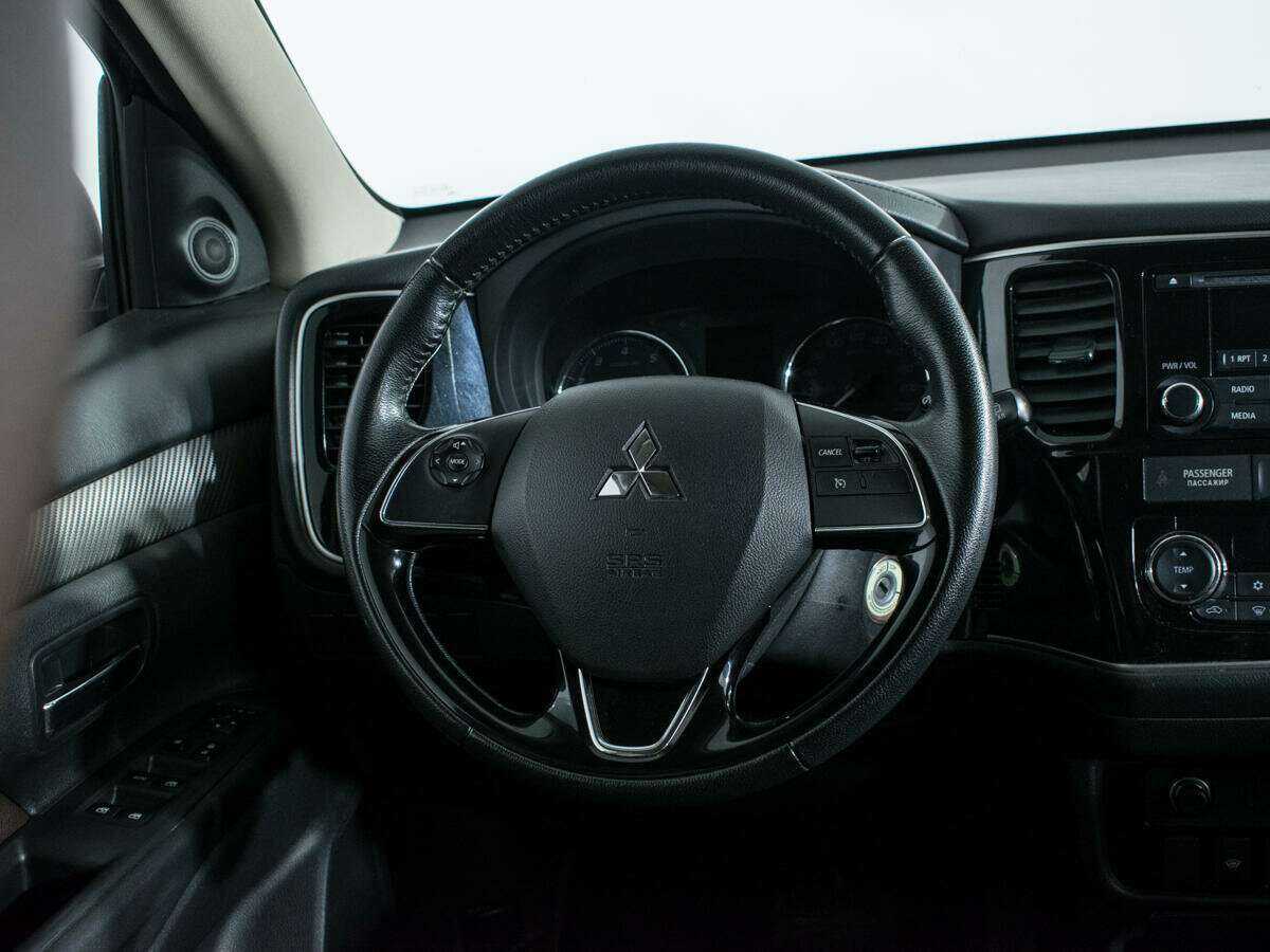 Mitsubishi Outlander, 2017 Фото №13