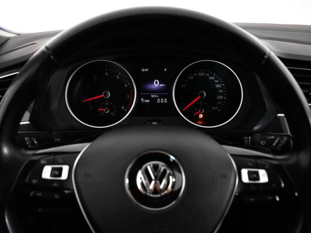 Volkswagen Tiguan, 2017 Фото №11