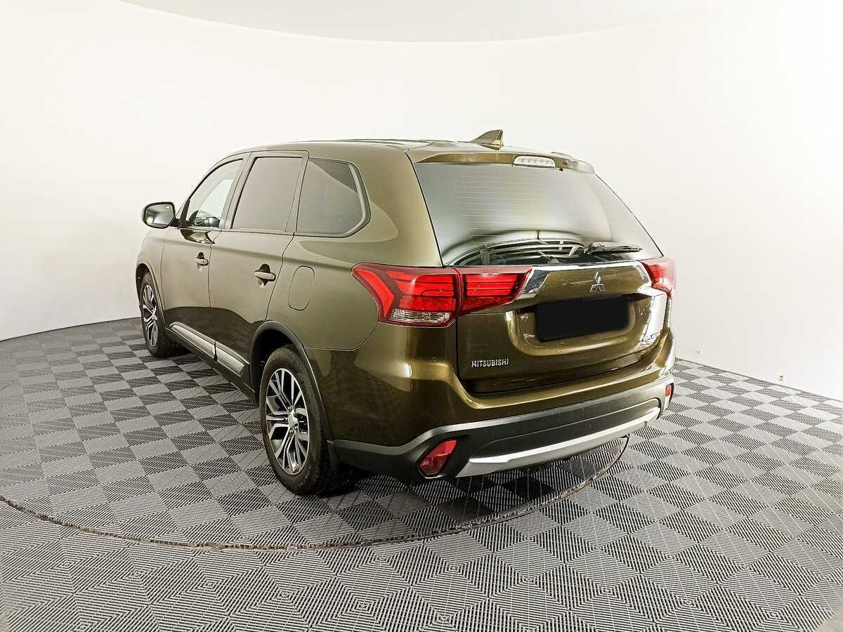 Mitsubishi Outlander, 2018 Фото №6
