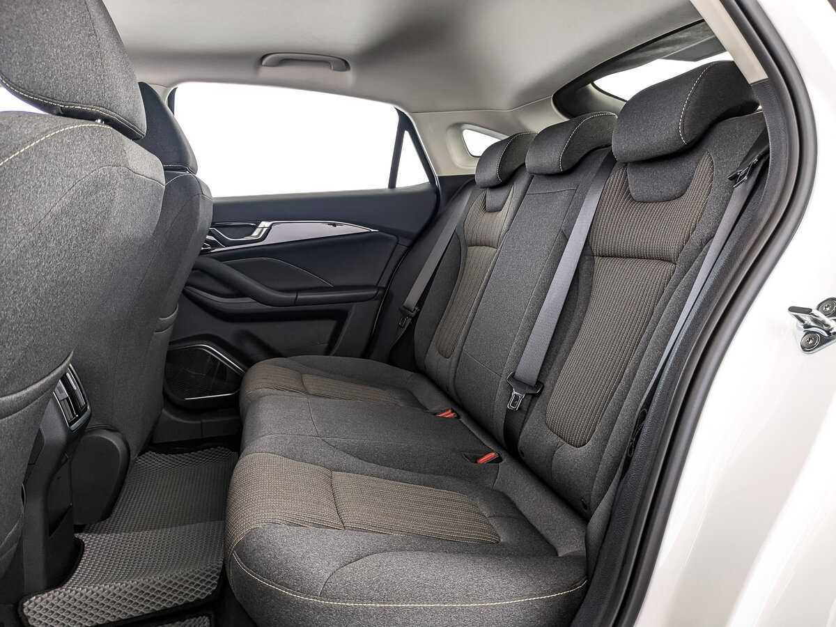 FAW Bestune B70, 2023 Фото №17