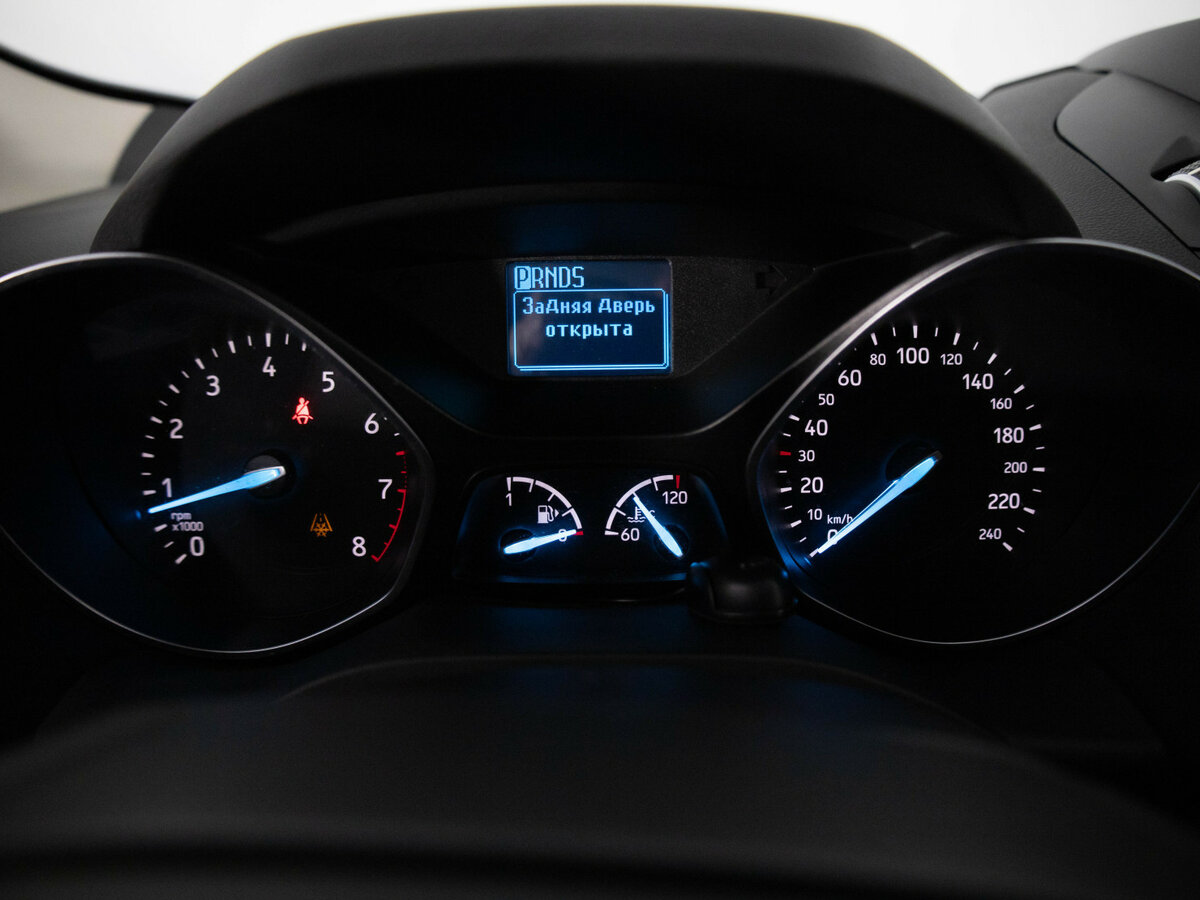 Ford Kuga II Рестайлинг, 2017 Фото №8