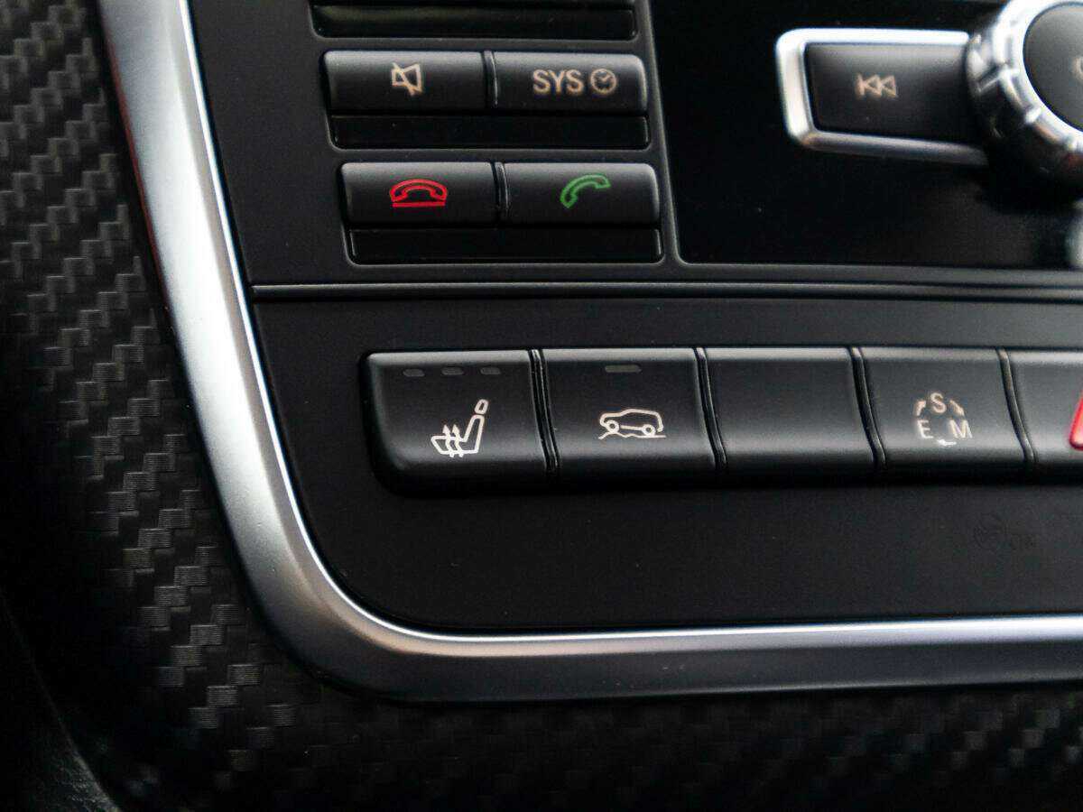 Mercedes-Benz GLA 250, 2014 Фото №15