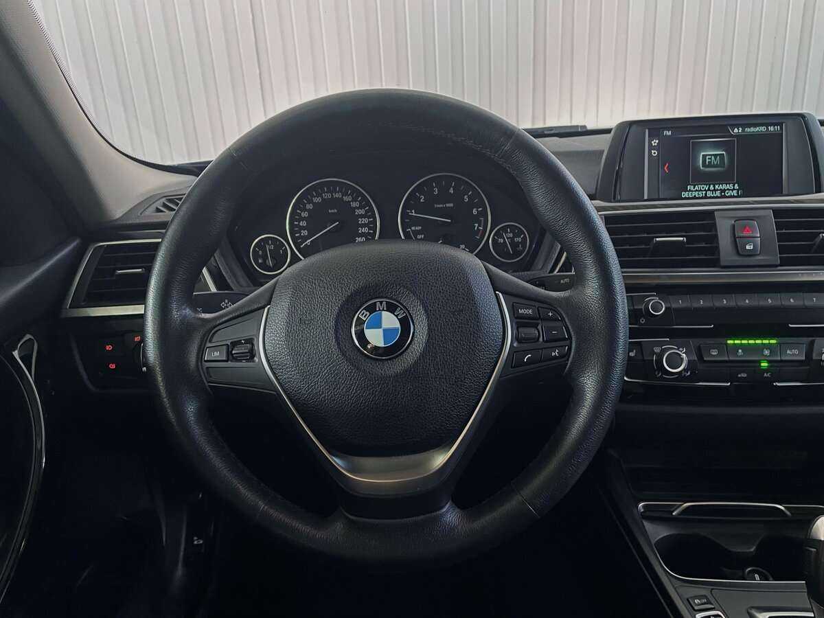 BMW 3 серии 320i xDrive, 2018 Фото №10
