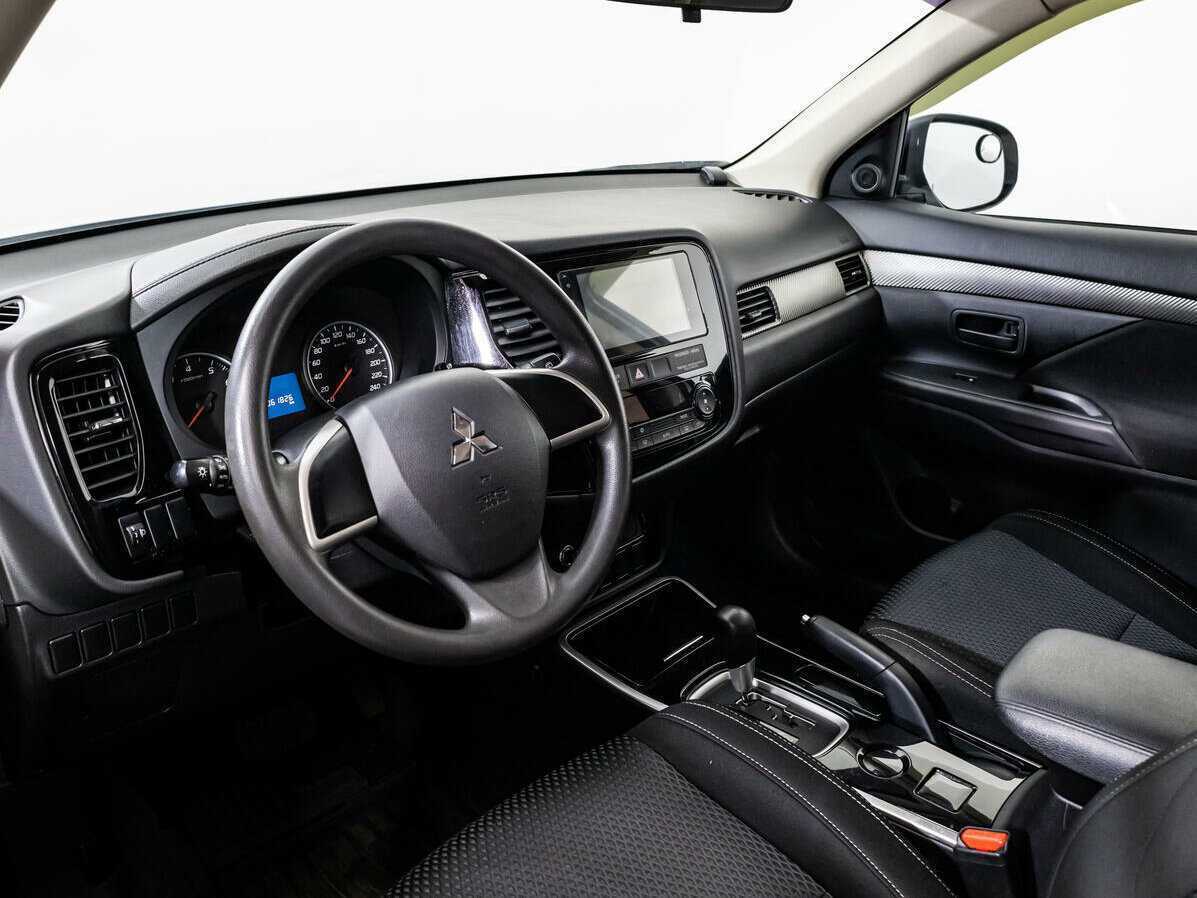 Mitsubishi Outlander, 2018 Фото №9