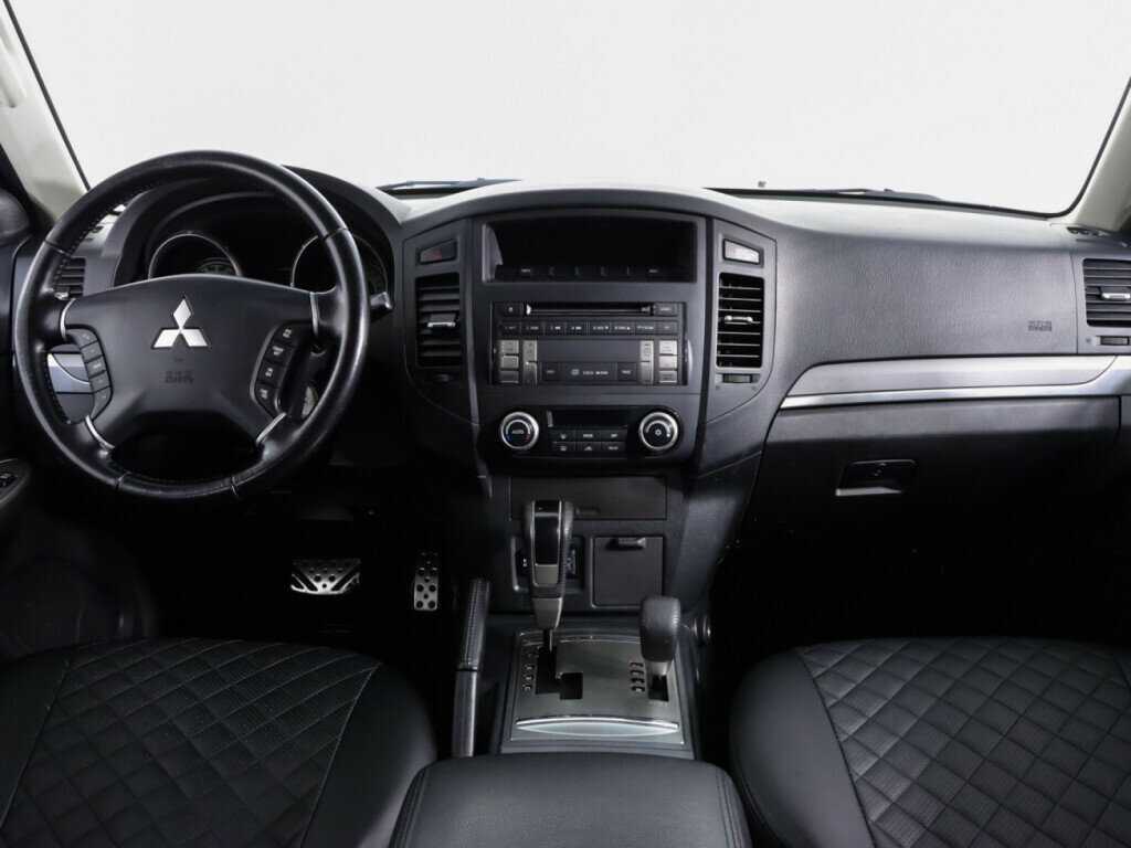 Mitsubishi Pajero, 2013 Фото №15