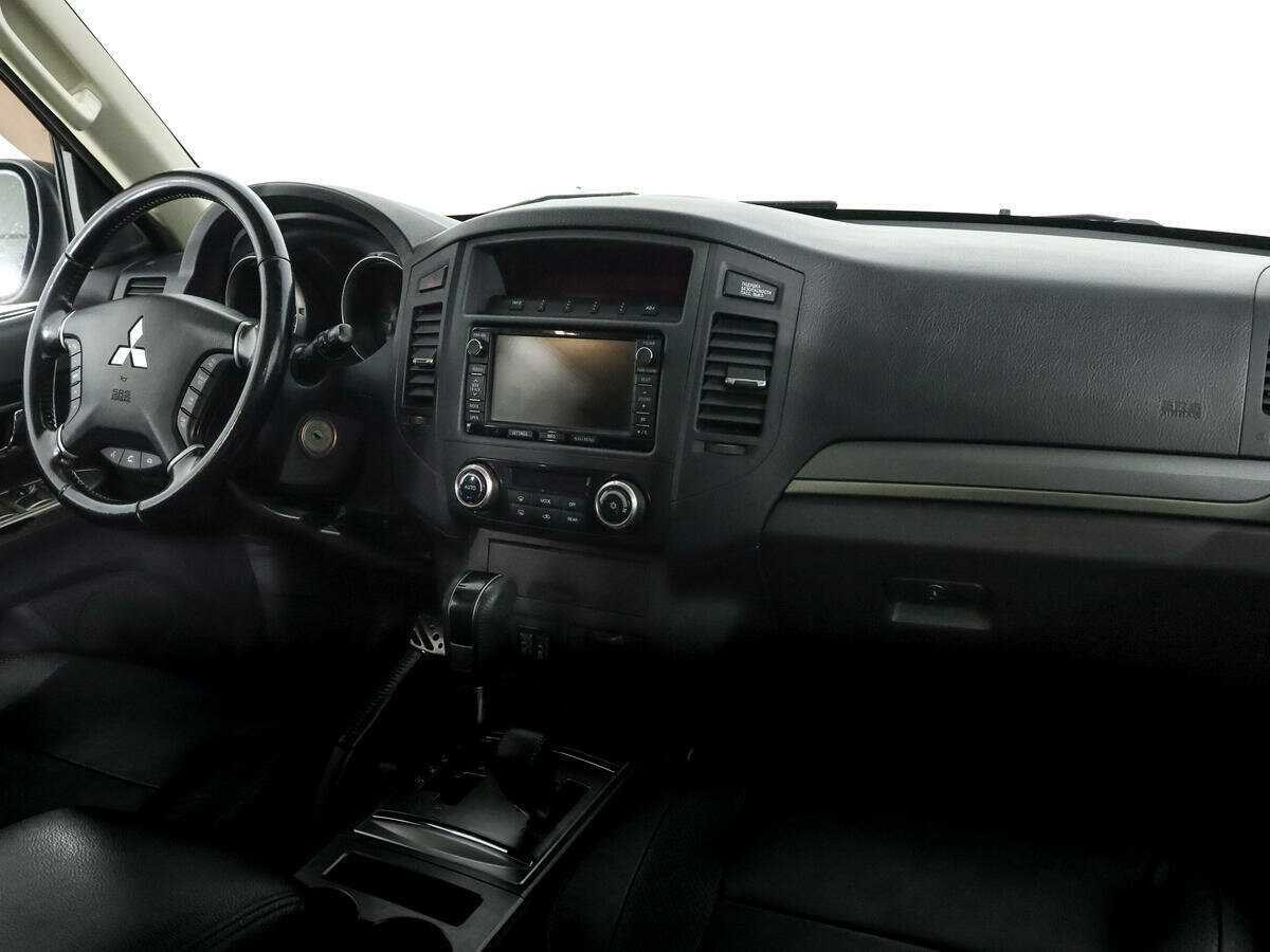 Mitsubishi Pajero, 2012 Фото №10