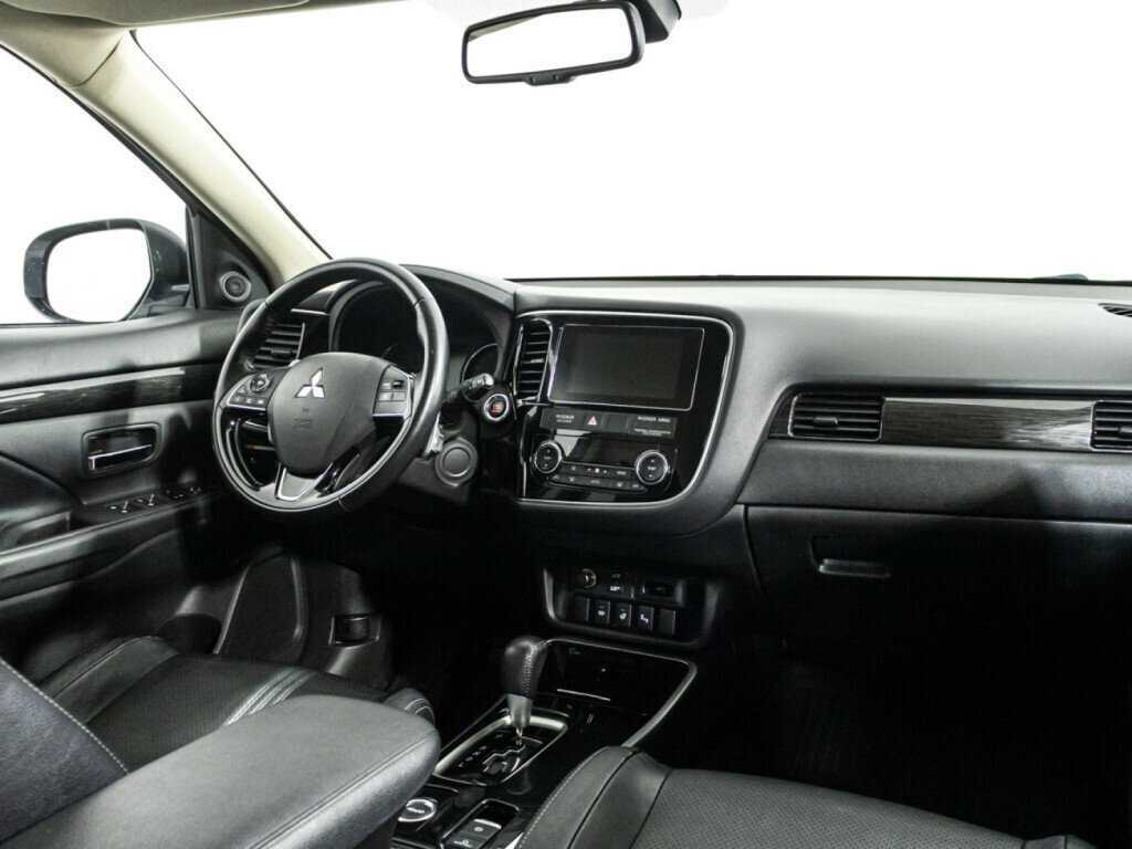 Mitsubishi Outlander, 2018 Фото №9
