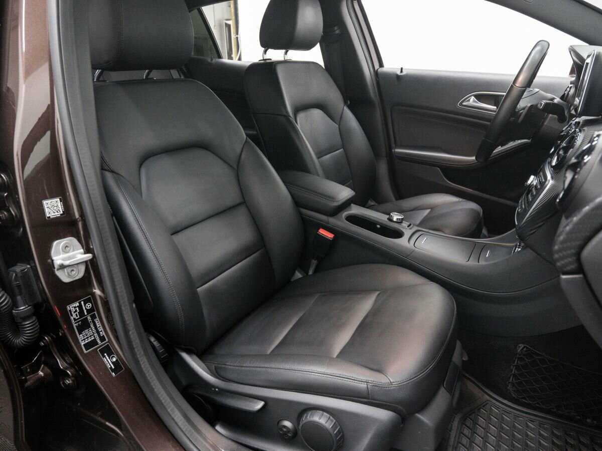 Mercedes-Benz GLA 200, 2014 Фото №9