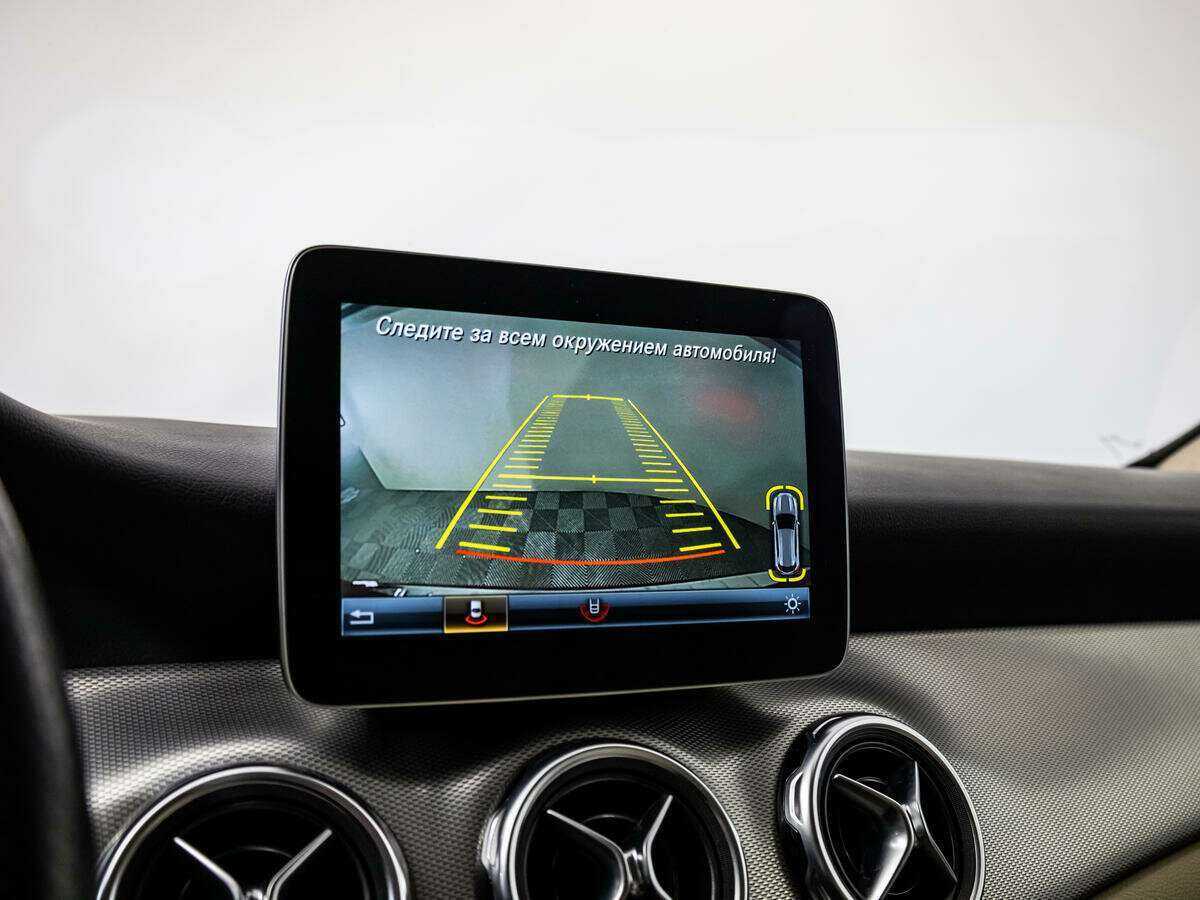 Mercedes-Benz GLA 250, 2017 Фото №18