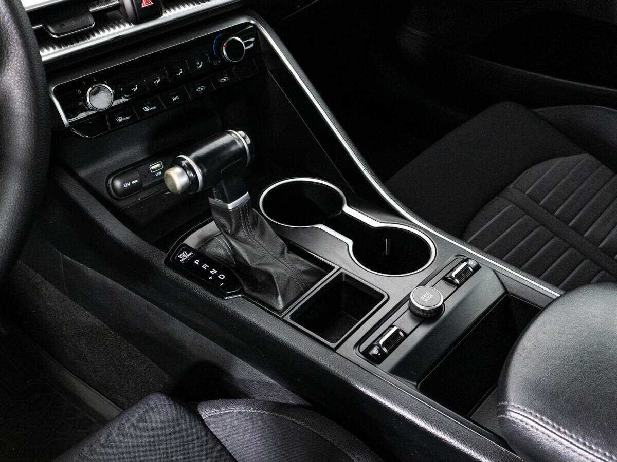 Kia K5, 2020 Фото №17