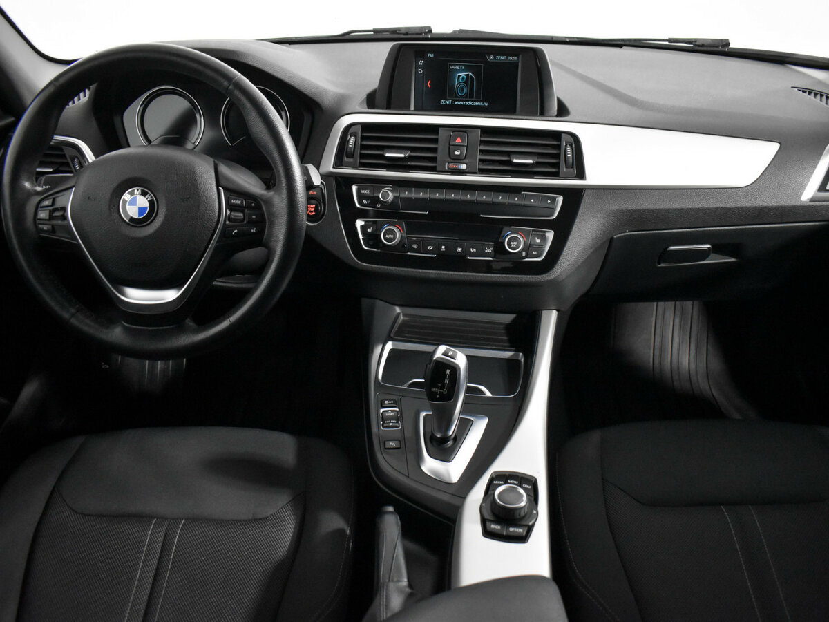 BMW 1 серии 118i II (F20/F21) Рестайлинг 2, 2018 Фото №14