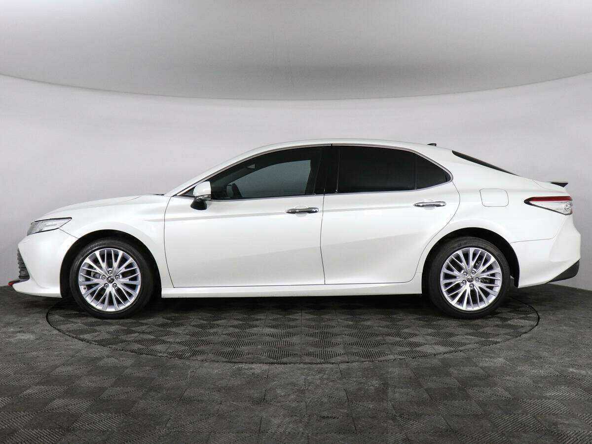 Toyota Camry, 2019 Фото №7