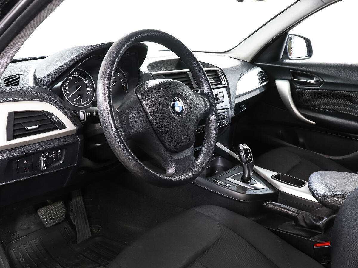 BMW 1 серии 116i, 2012 Фото №11