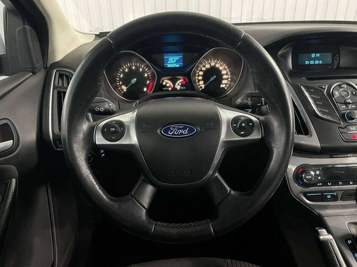 Ford Focus, 2013 Фото №10