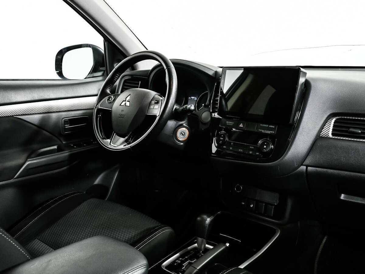 Mitsubishi Outlander, 2018 Фото №9