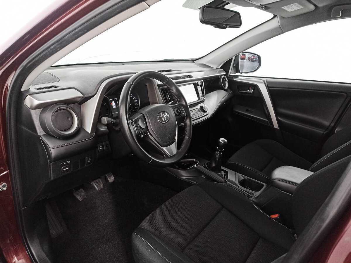 Toyota RAV4, 2019 Фото №16