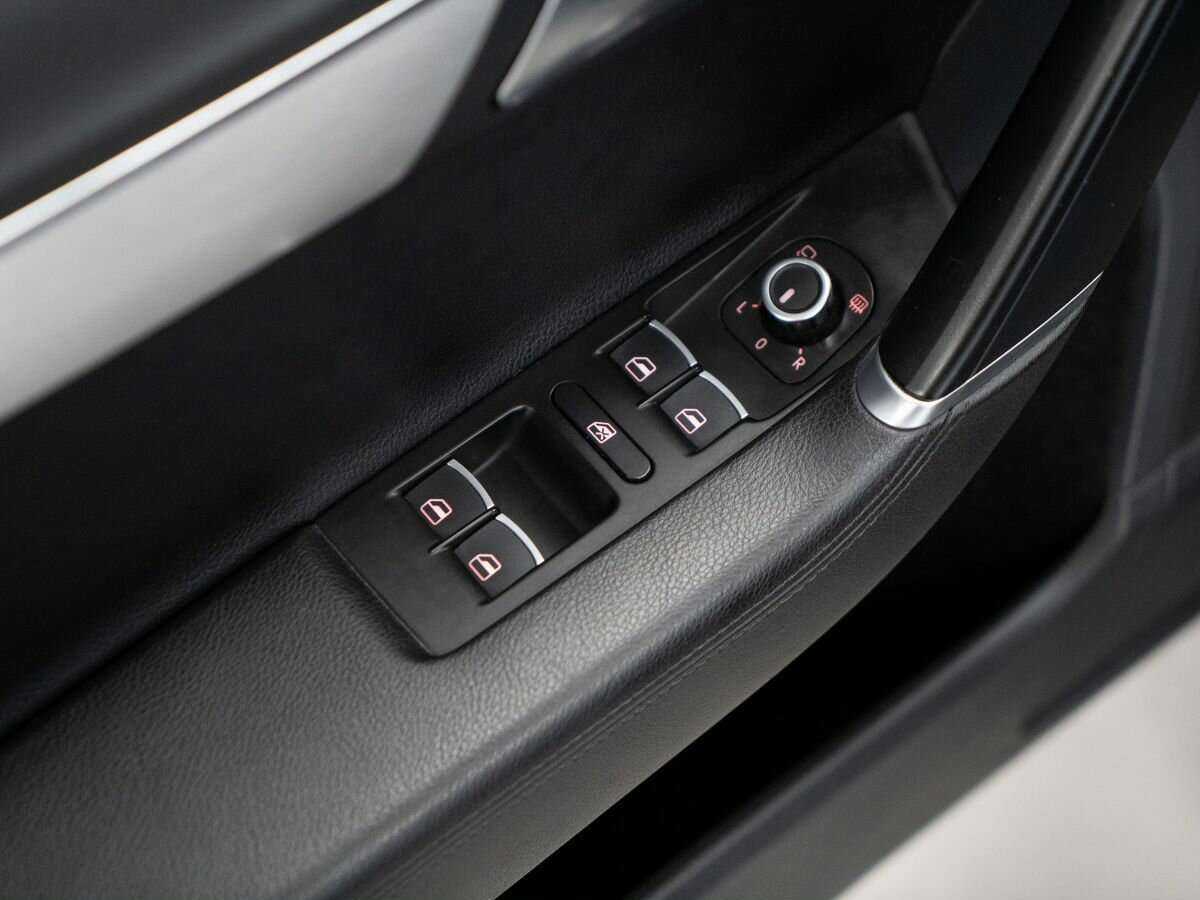 Volkswagen Passat, 2013 Фото №17