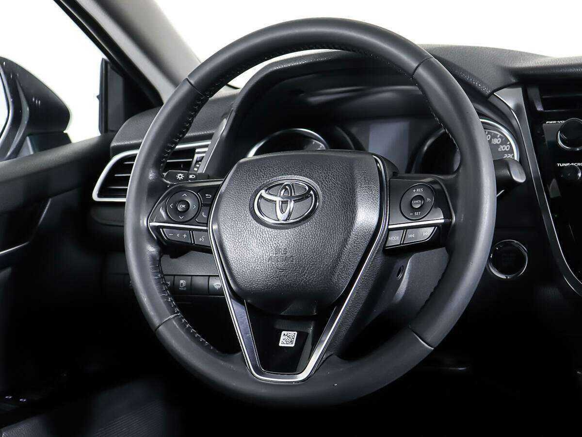 Toyota Camry, 2020 Фото №15