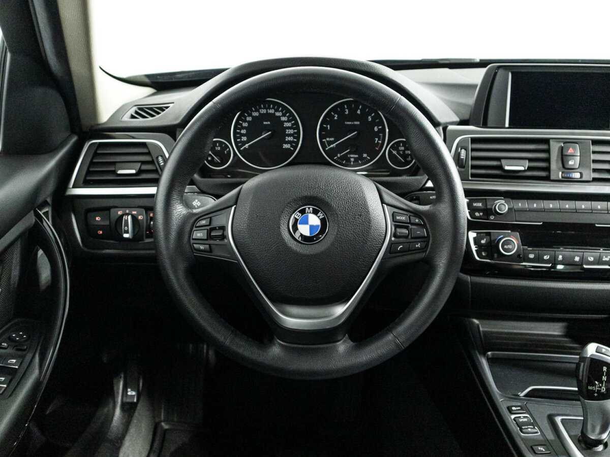 BMW 3 серии 318i, 2018 Фото №20