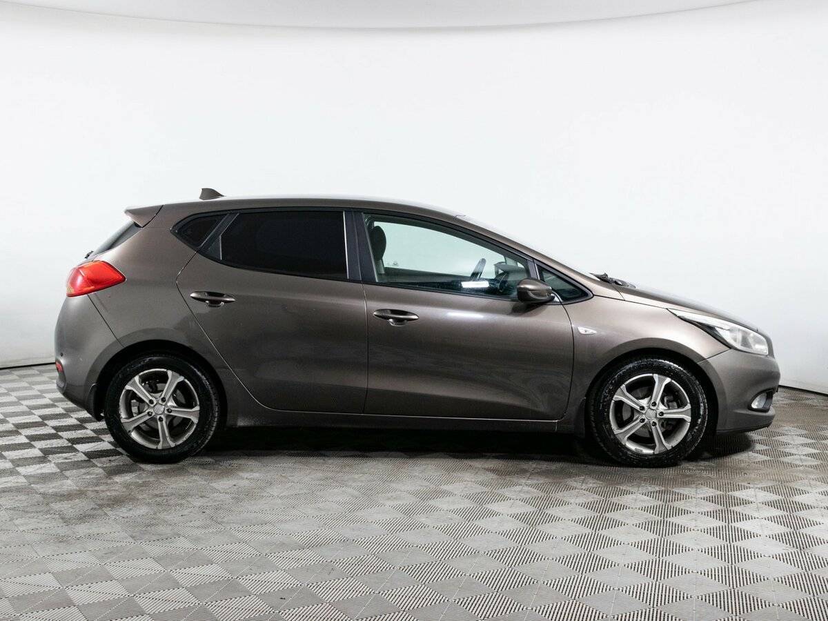 Kia Ceed, 2012 Фото №4