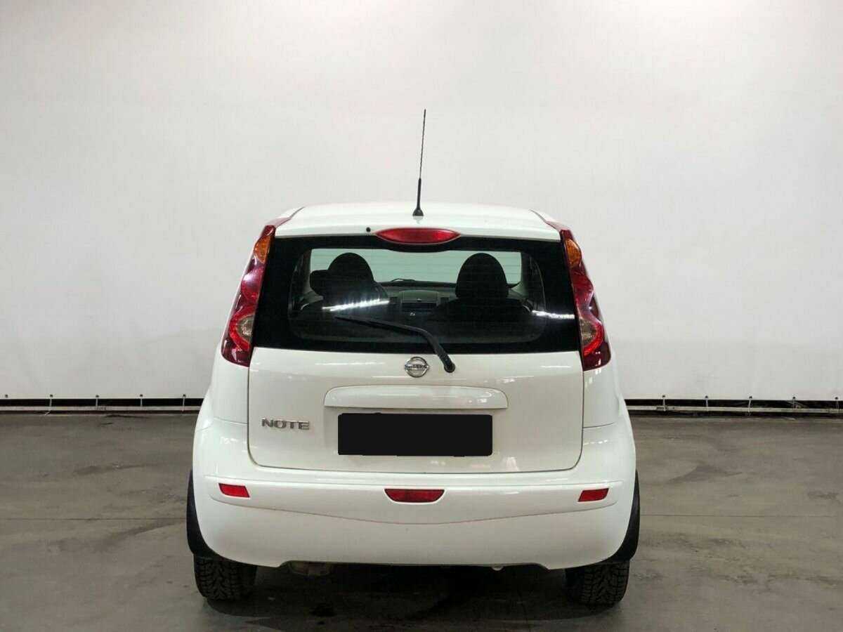 Nissan Note, 2013 Фото №6