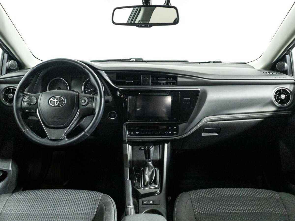 Toyota Corolla, 2018 Фото №13